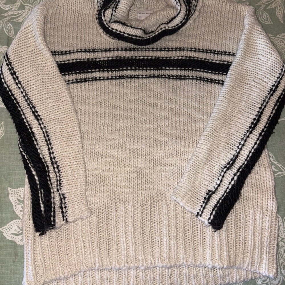 Melrose and Market Black and Cream Turtleneck Sweater S